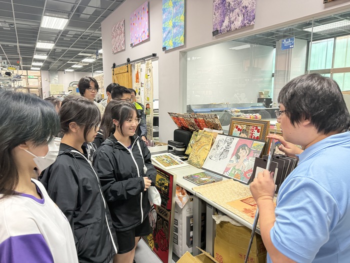 亞東科大攜手士林高商 師生跨界探討環境永續與技職體驗圖片