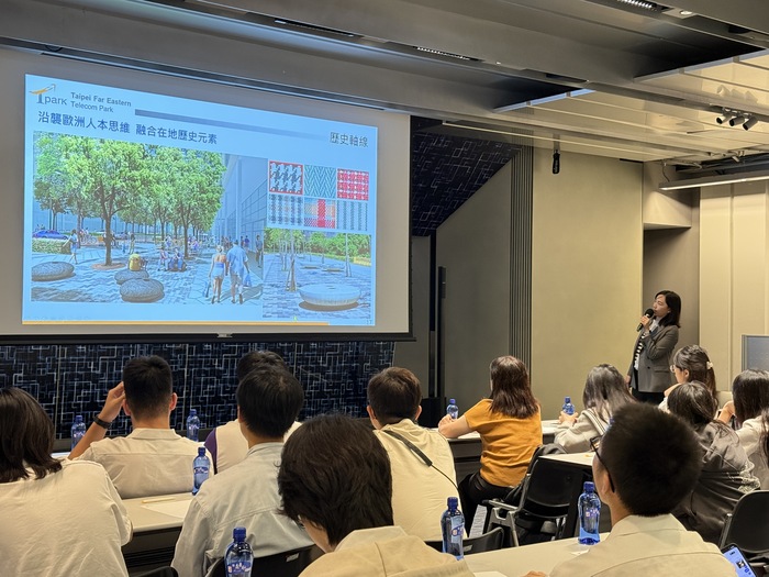 亞東科大攜手士林高商 師生跨界探討環境永續與技職體驗圖片