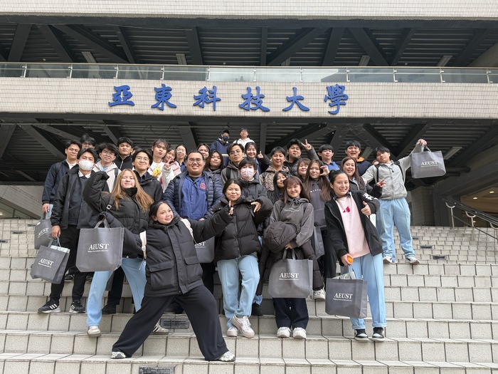 桃園市光啟高級中學蒞校參訪 電機科與資訊科職類認識圖片