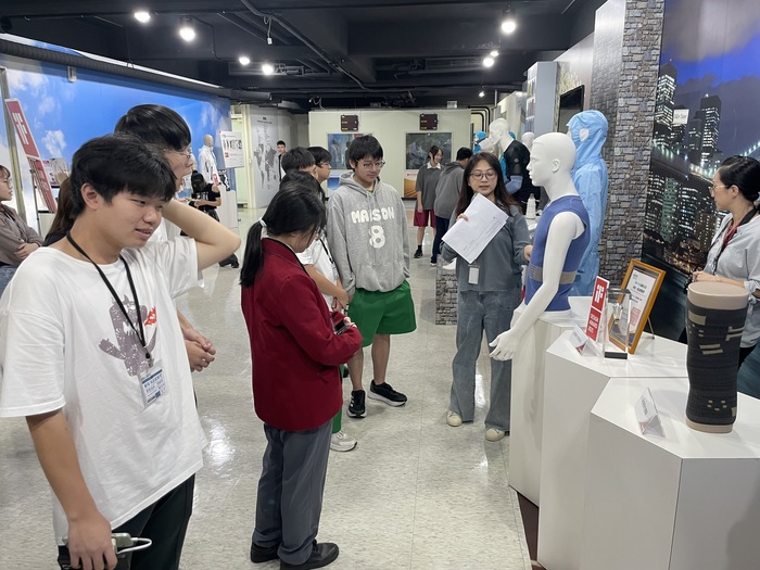 英語口說探索新職涯！亞東科大承辦新北職場英語體驗營 聚焦智慧紡織產業圖片